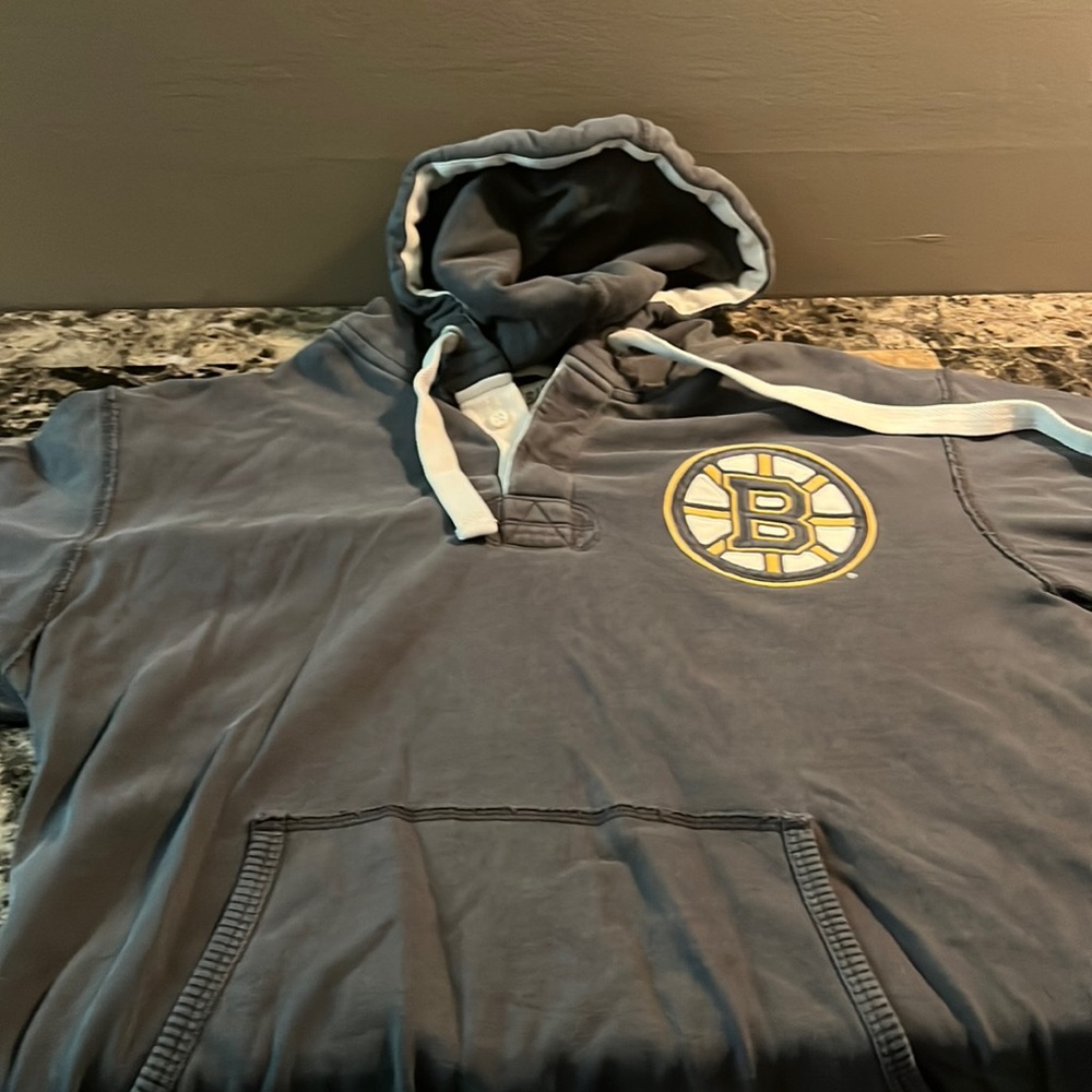 BRUINS HOODIE